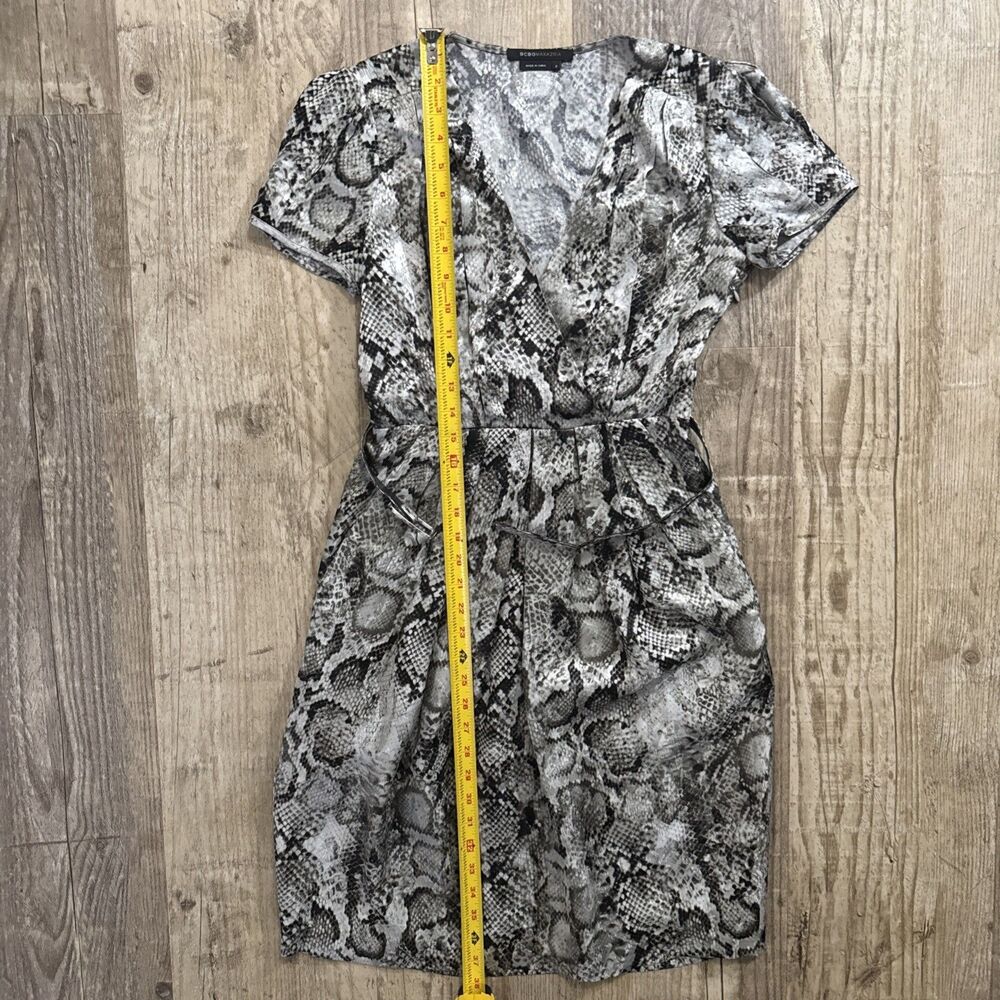 BCBGMaxazria Dress 2 Silk Snake Print Belted Pleated Sheath EUC - Picture 3 of 5